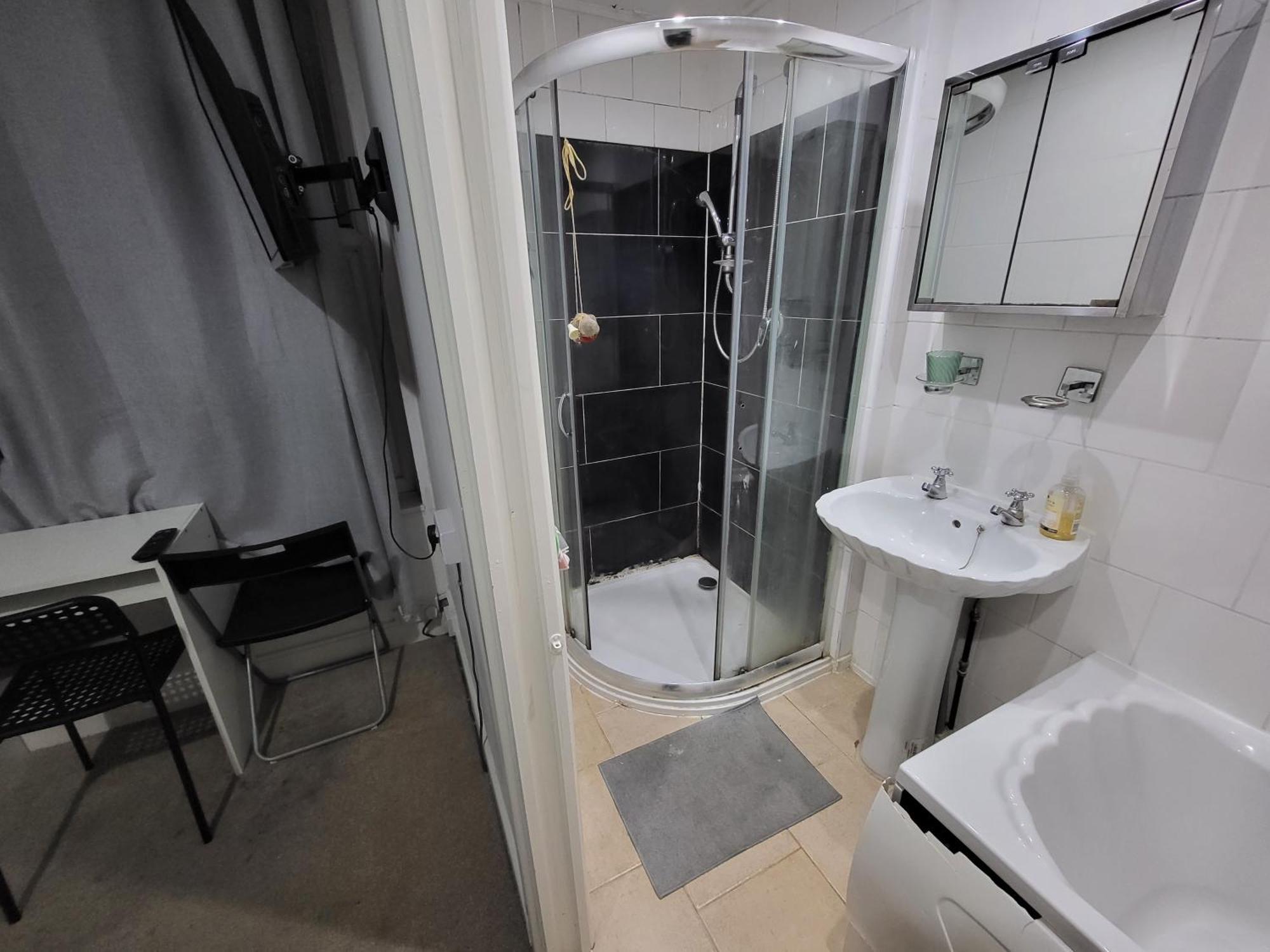 Handsworth - Sleep Rest Homestay Birmingham