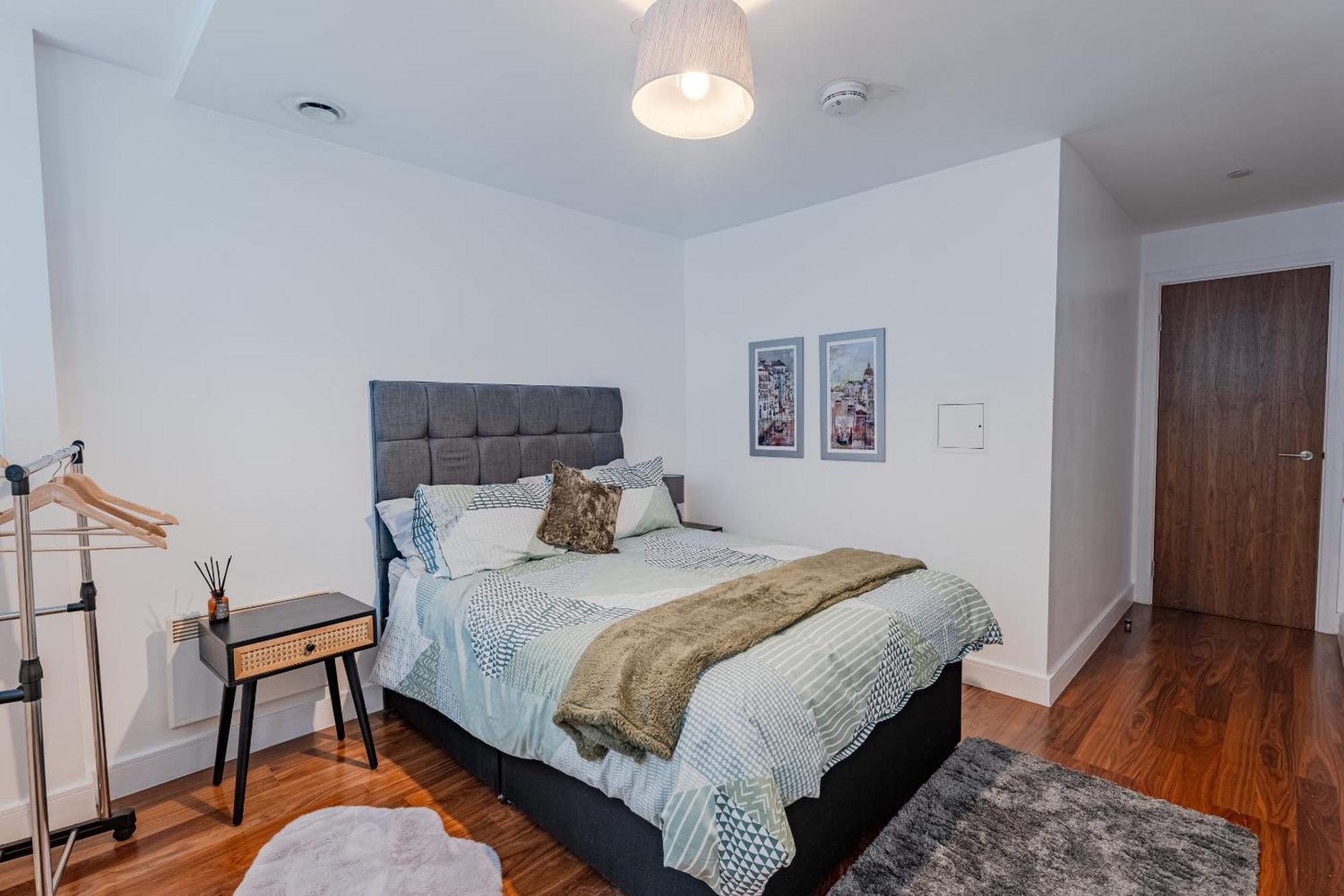 Metropolitan House, 1 Hagley Road Apartment