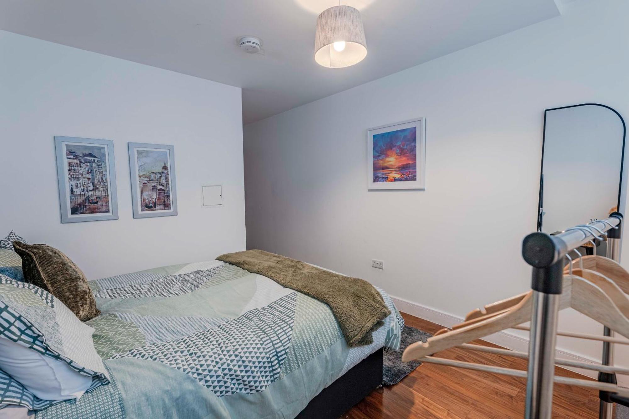 Apartment Metropolitan House, 1 Hagley Road *