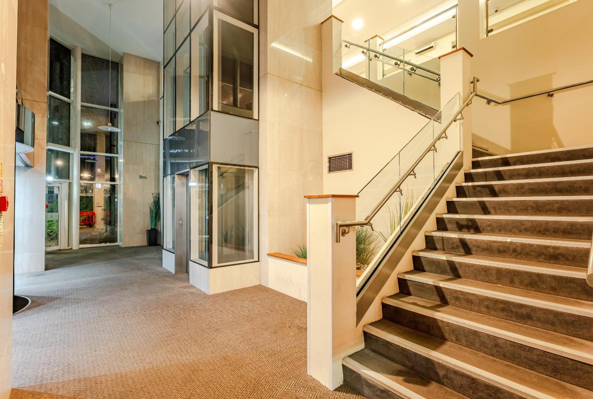Metropolitan House, 1 Hagley Road Apartment *