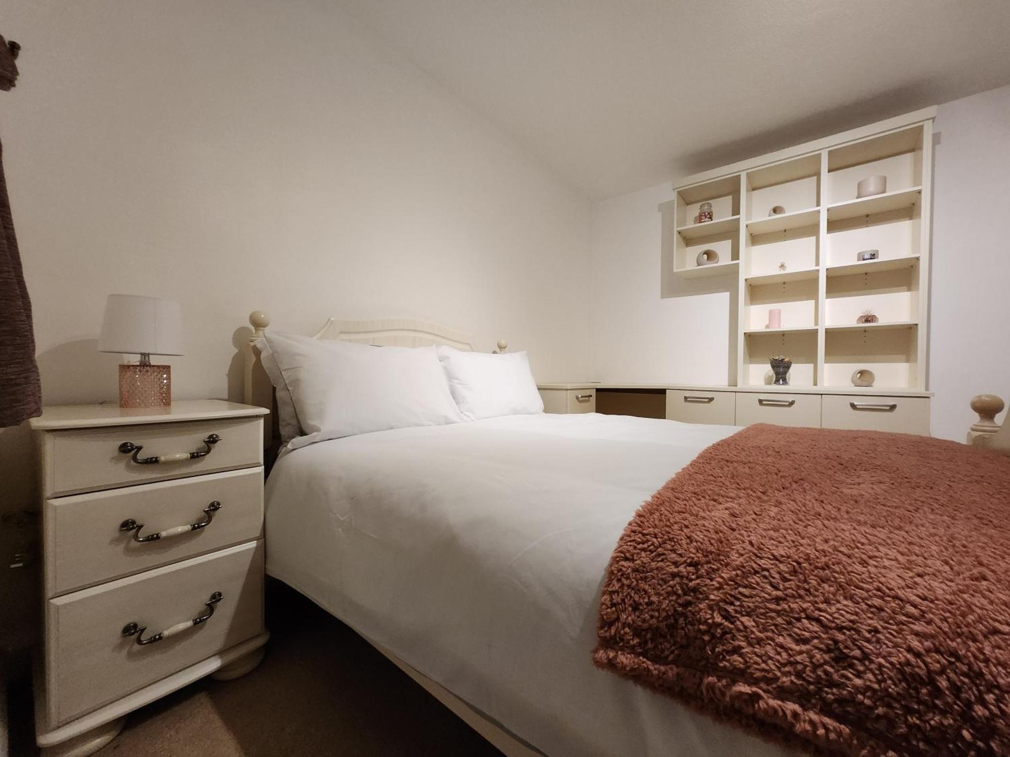 Homestay Elmdon House With 4 Spacious Bedrooms To Choose