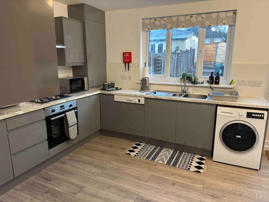 The Ideal Spacious *
