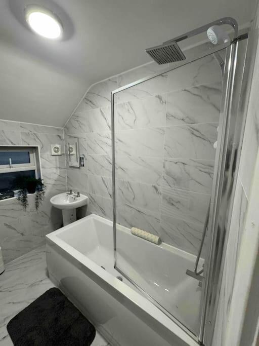 The Ideal Spacious Apartment