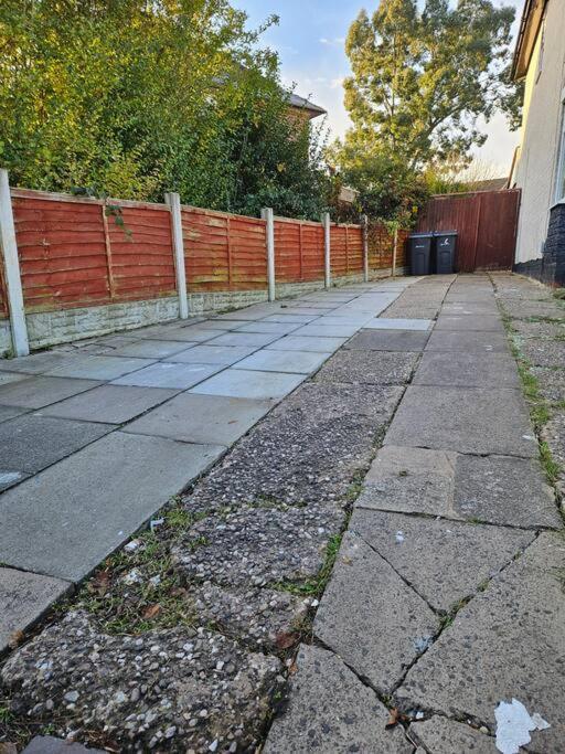 Flaxton-luxurious Near Nec, Bhx Apartment Birmingham