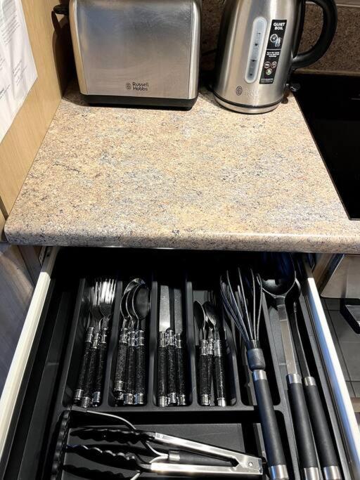 Apartment Beautiful 1 Bed Centre Birmingham! Awesome Location! *