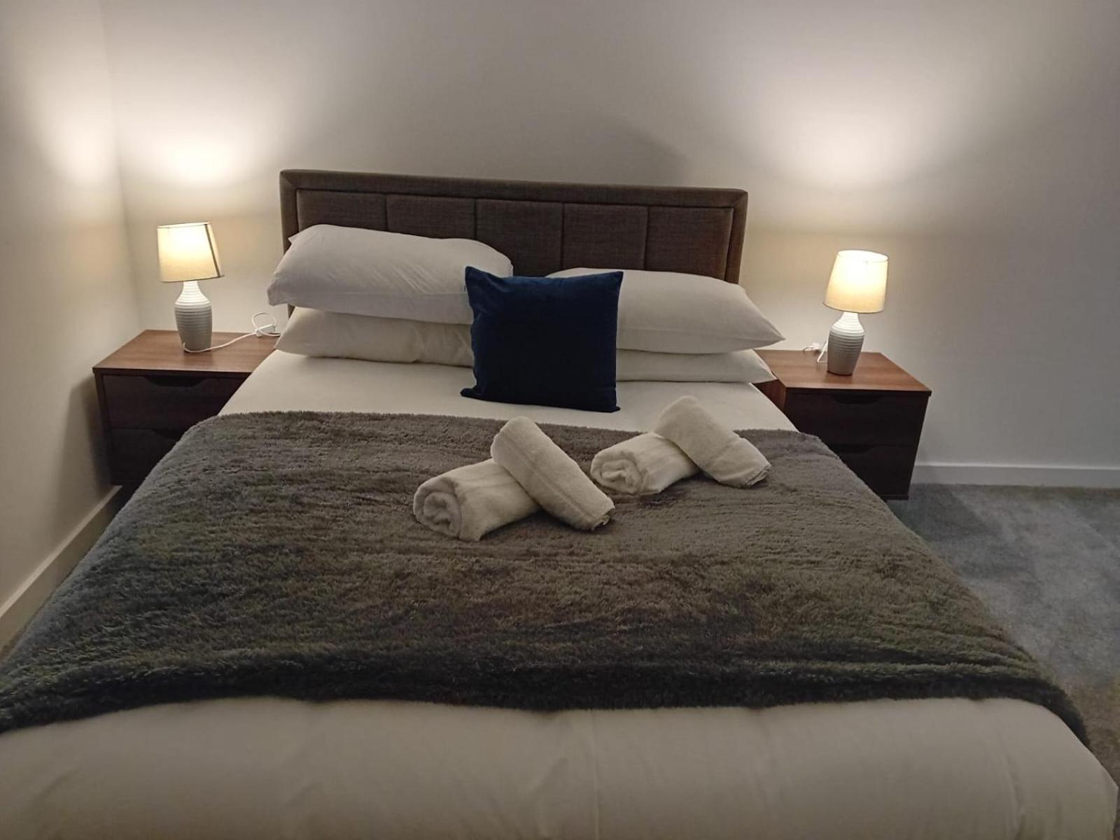 Centre Apartments, Free Parking - Quality Apartment *