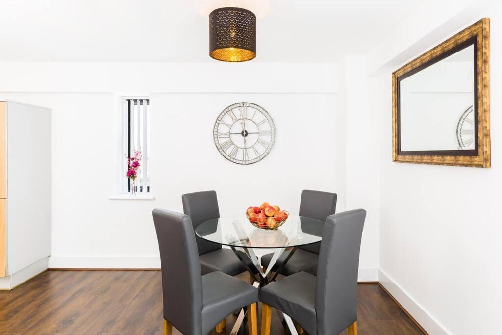 Duplex 2 Bedroom In Nites - Near Arena - 2 Bathroom - Centre *