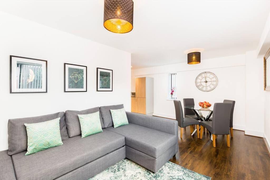 Apartment Duplex 2 Bedroom In Nites - Near Arena - 2 Bathroom - Centre *