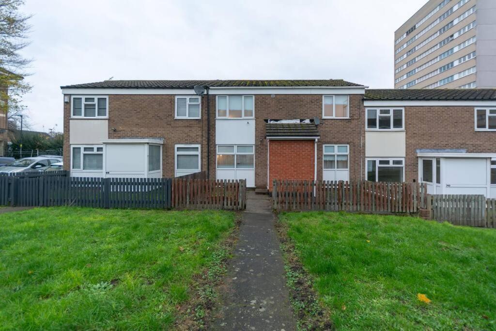 Brumstay Uk 5-bed House Ideal For Long-term *