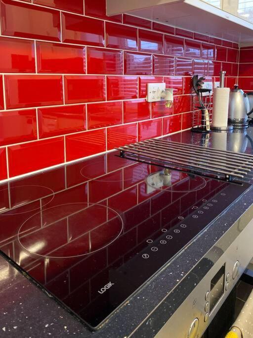 Brumstay Uk 5-bed House Ideal For Long-term Holiday home *