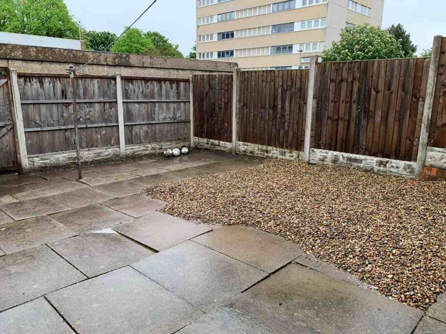 Brumstay Uk 5-bed House Ideal For Long-term Holiday home *