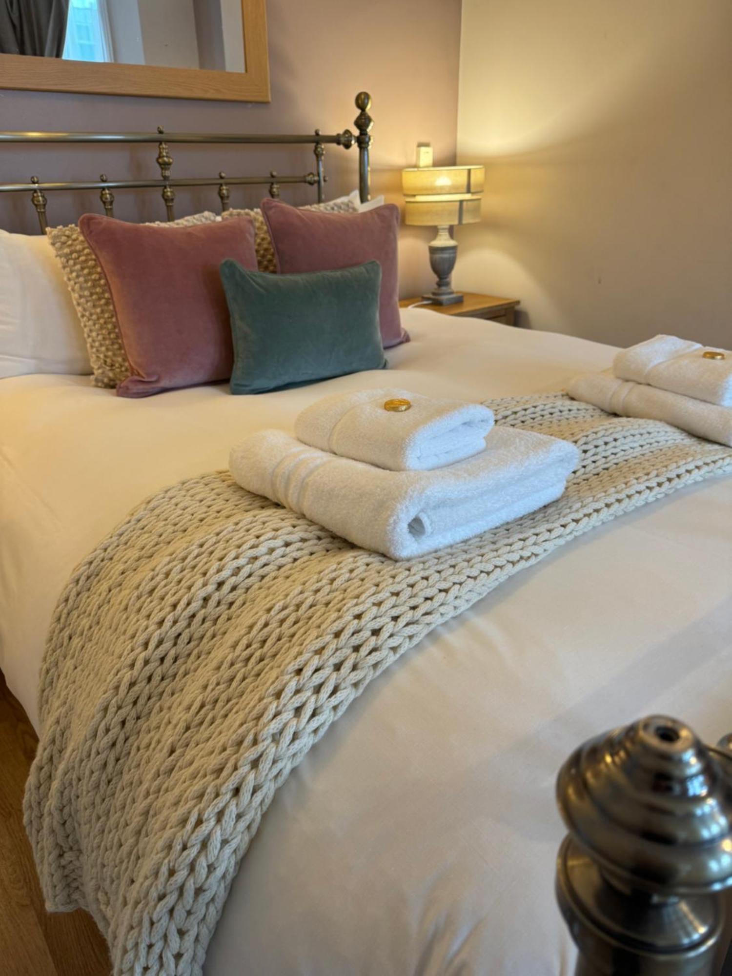 The Emerald Suite, Apartment