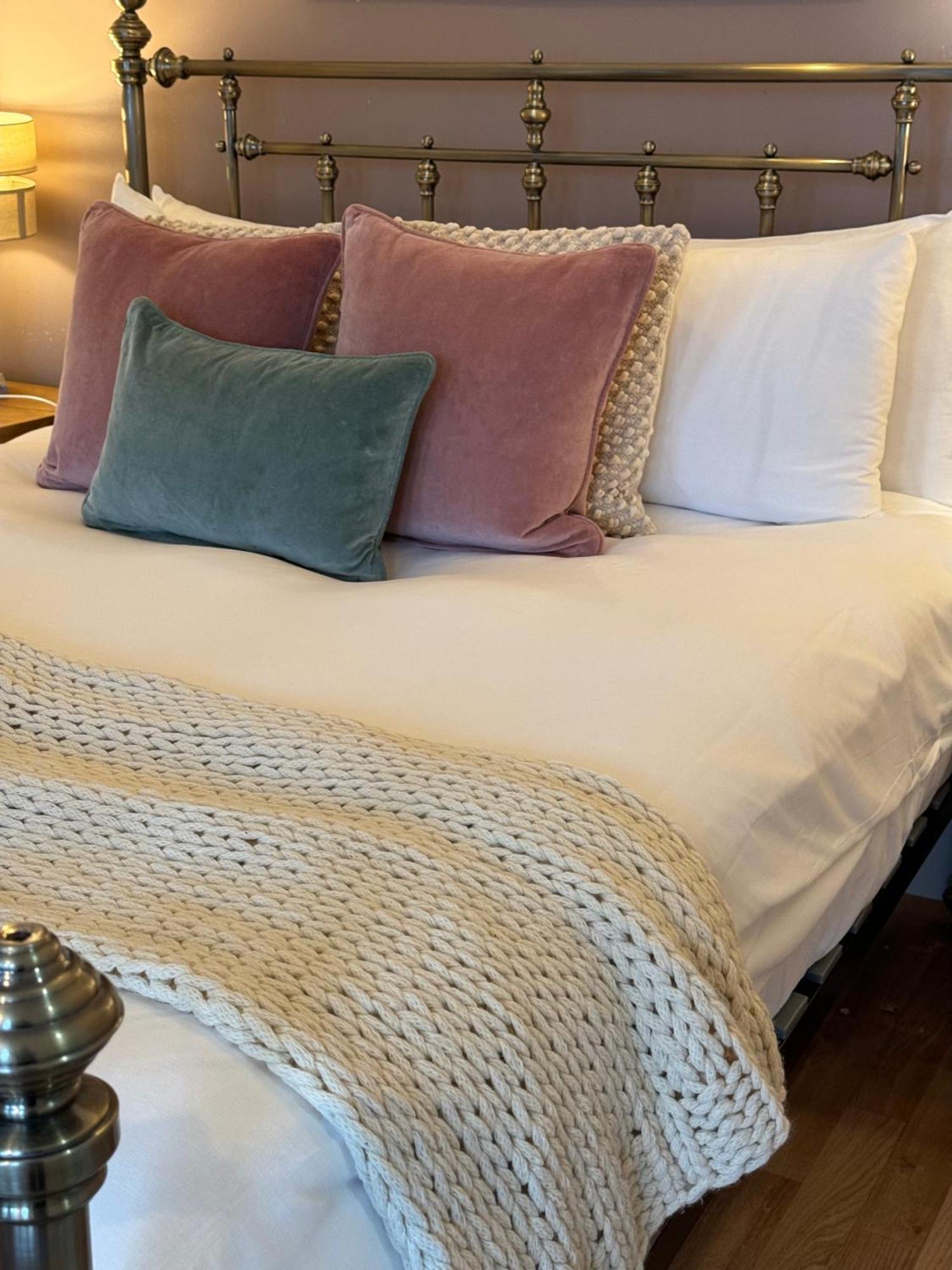 The Emerald Suite, *