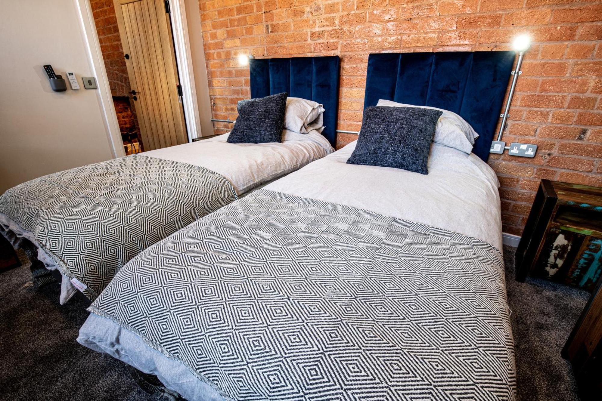 Vip 3br Grade2 Luxurious Industrial House With Wood Fire, Electric Blinds And Big Cast Iron Windows In The Heart Of The Jq Birmingham