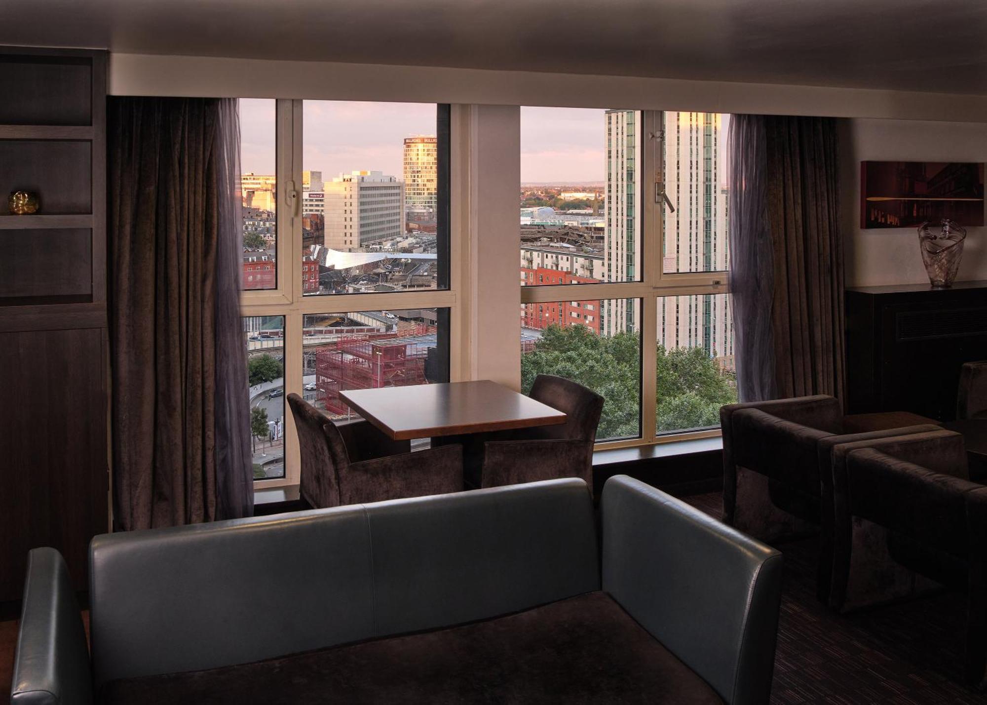 Hotel Crowne Plaza By Ihg 4*
