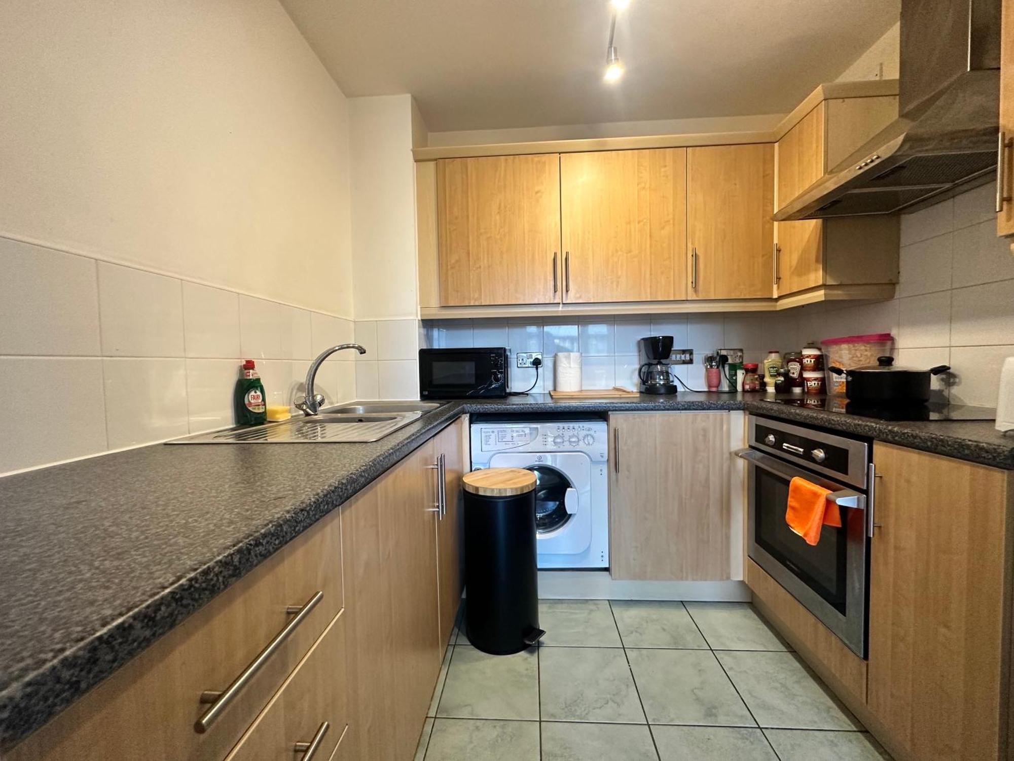 Homestay Ensuite Double Bedroom In Shared Birmingham