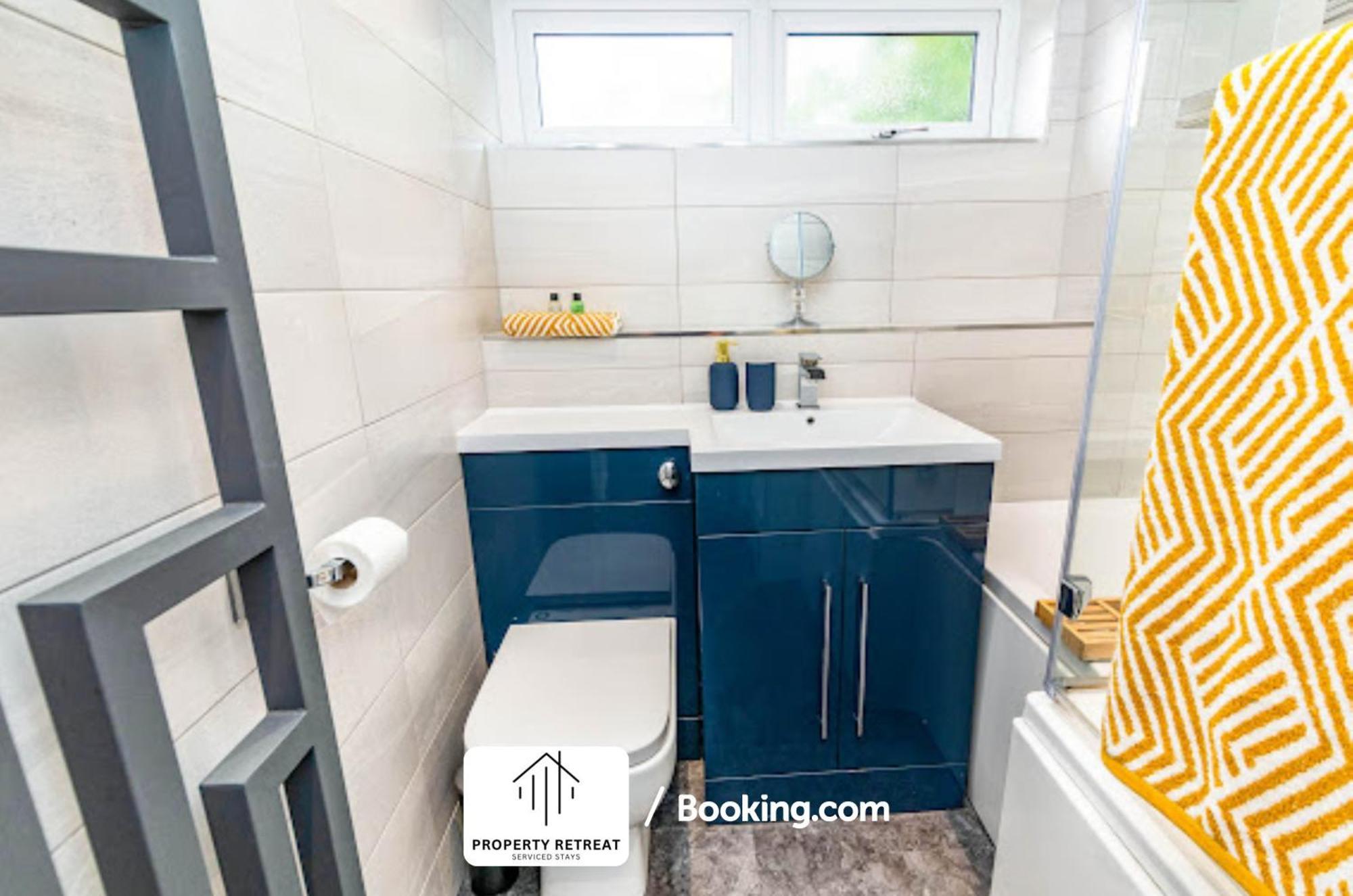 Holiday home Airport Business & Leisure Retreat