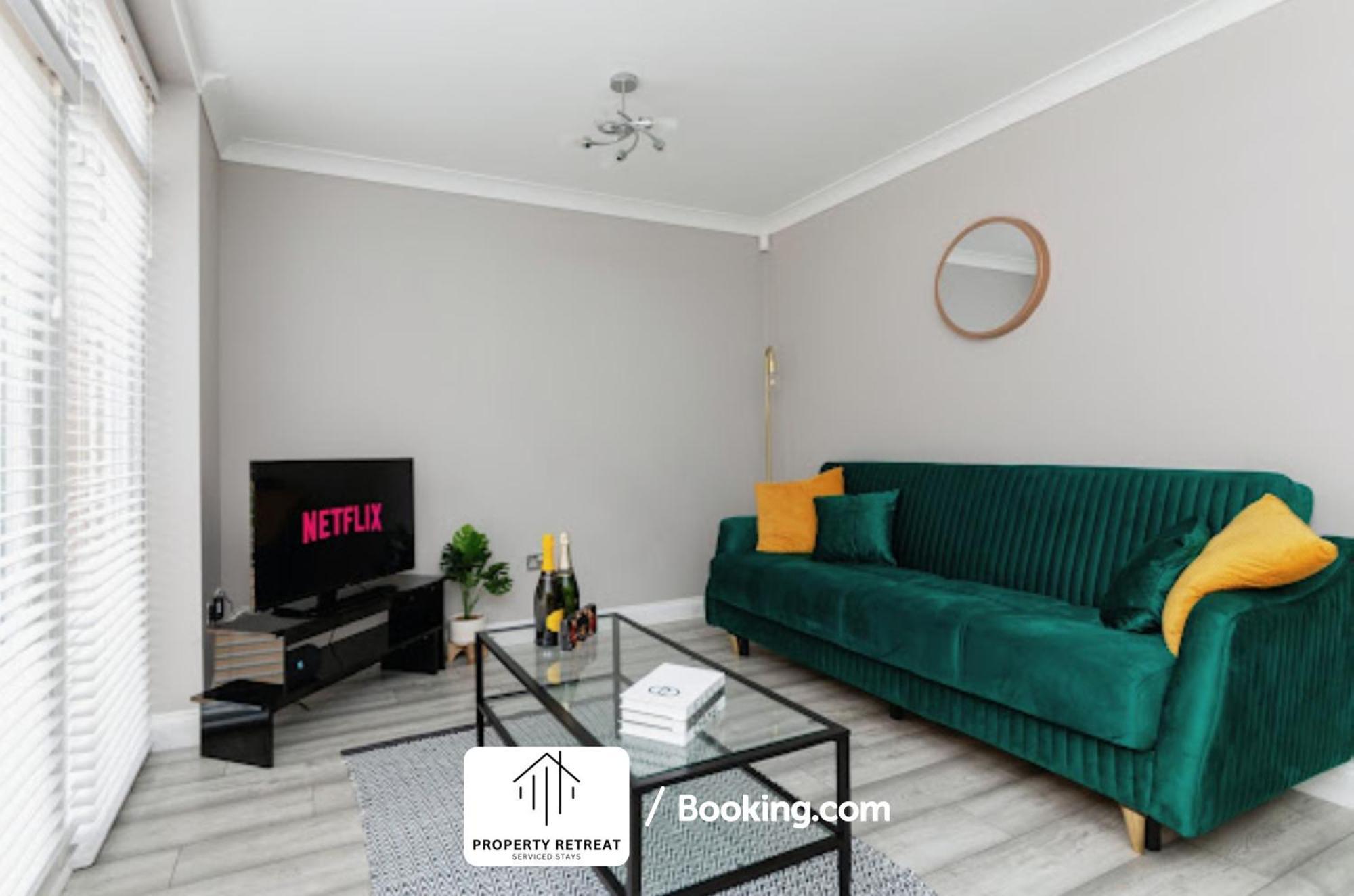 Airport Business & Leisure Retreat Holiday home Birmingham