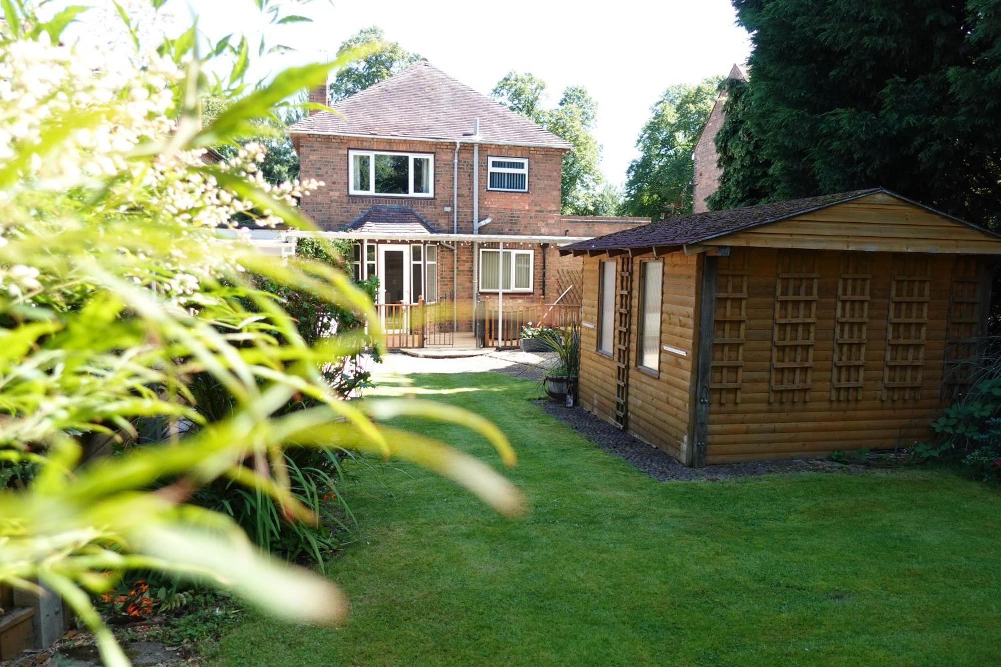 Huge 9 Bed Sleeps 17, Near Nec, Centre, Hs2 Holiday home *