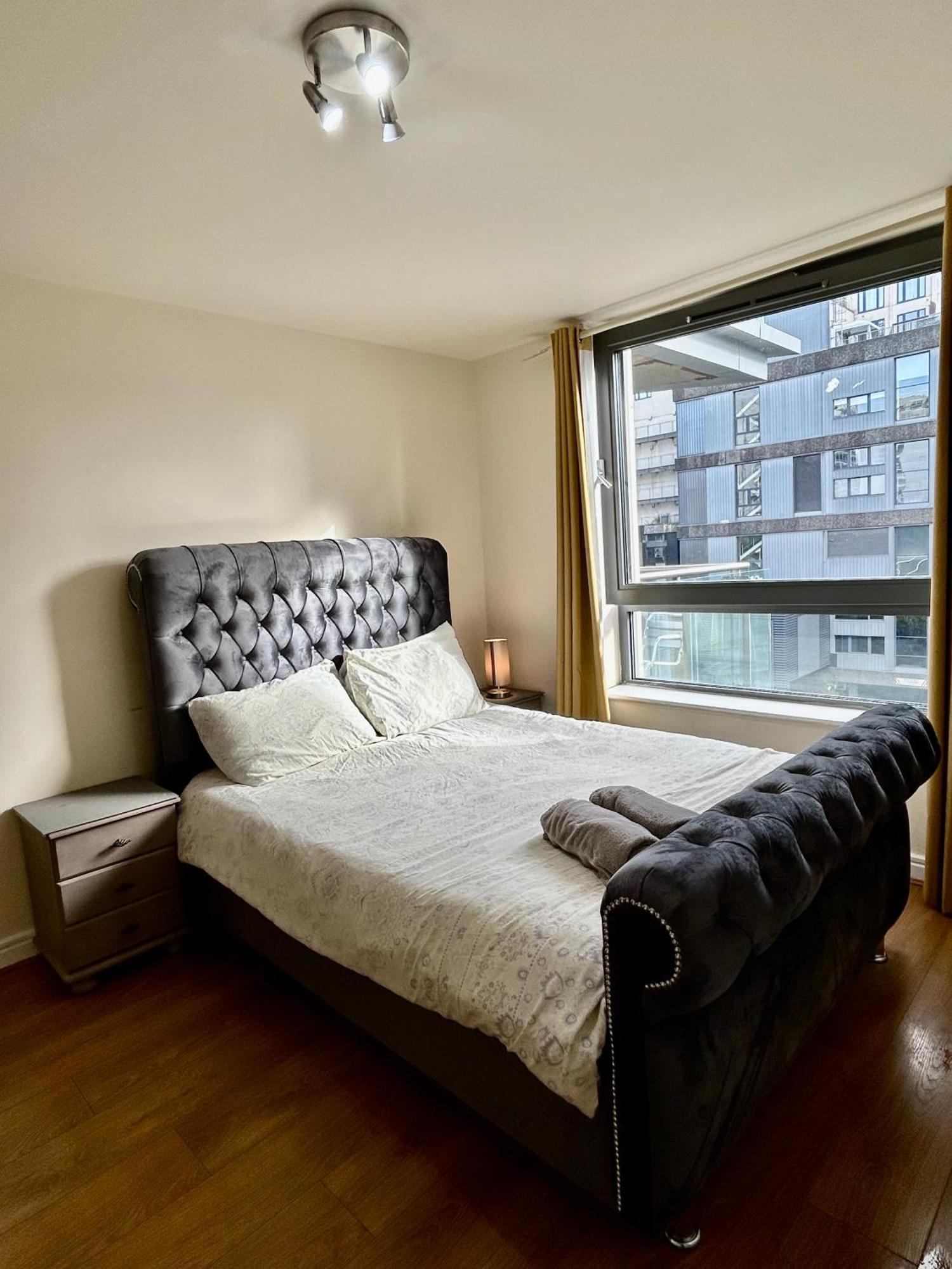 The Cube Side - One Bedroom With Balcony Apartment
