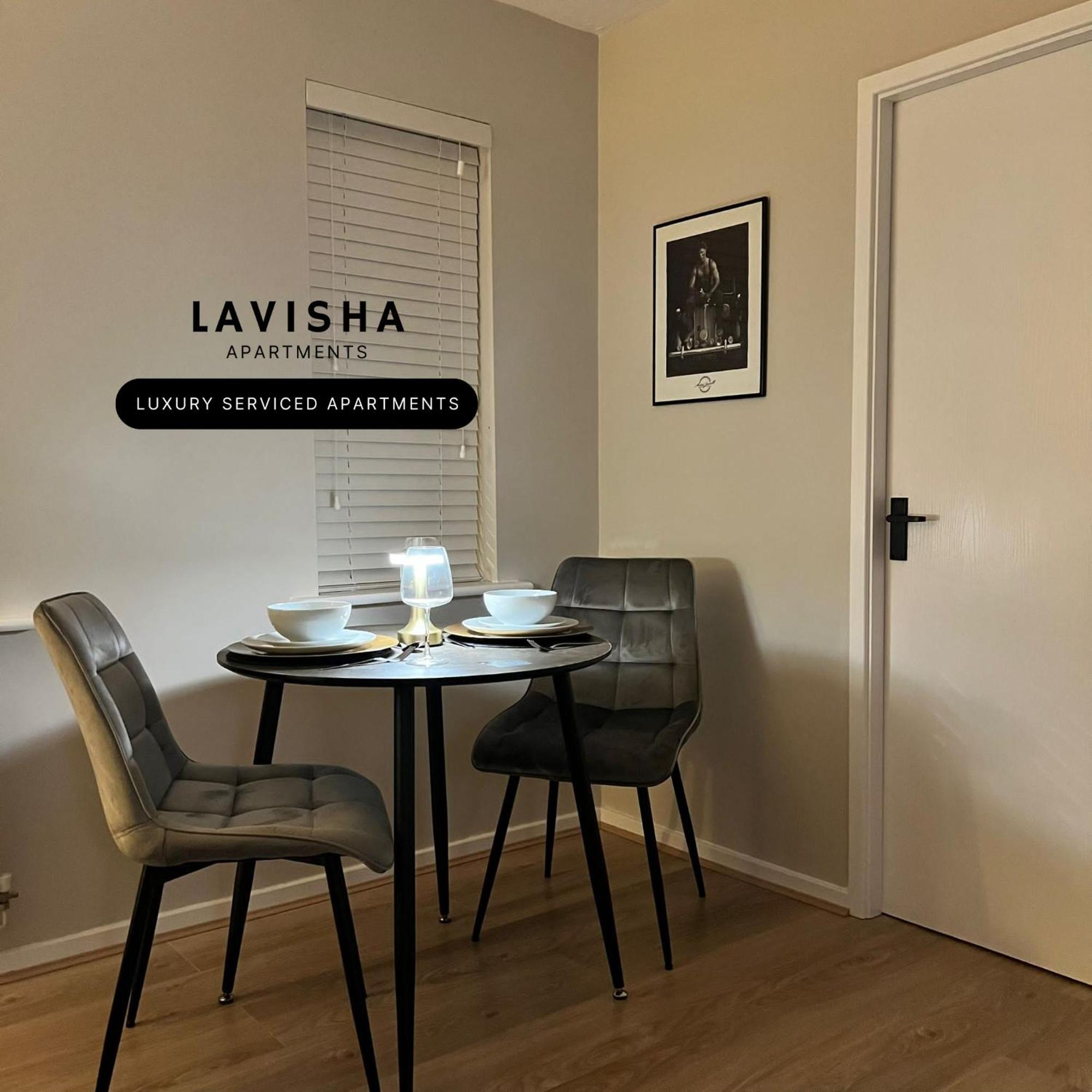 Stunning 2 Bedroom Centre With Free Parking * Birmingham