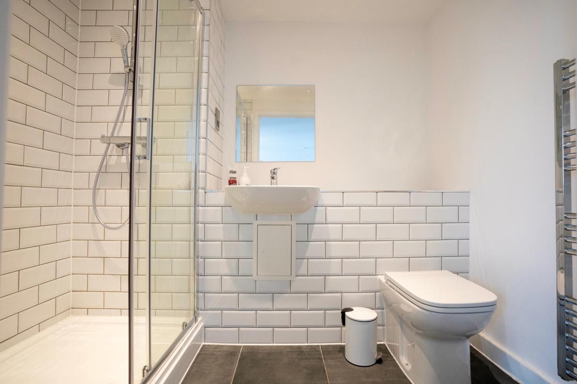 Contemporary 2 Bedroom - Centre - Digbeth Bullring *