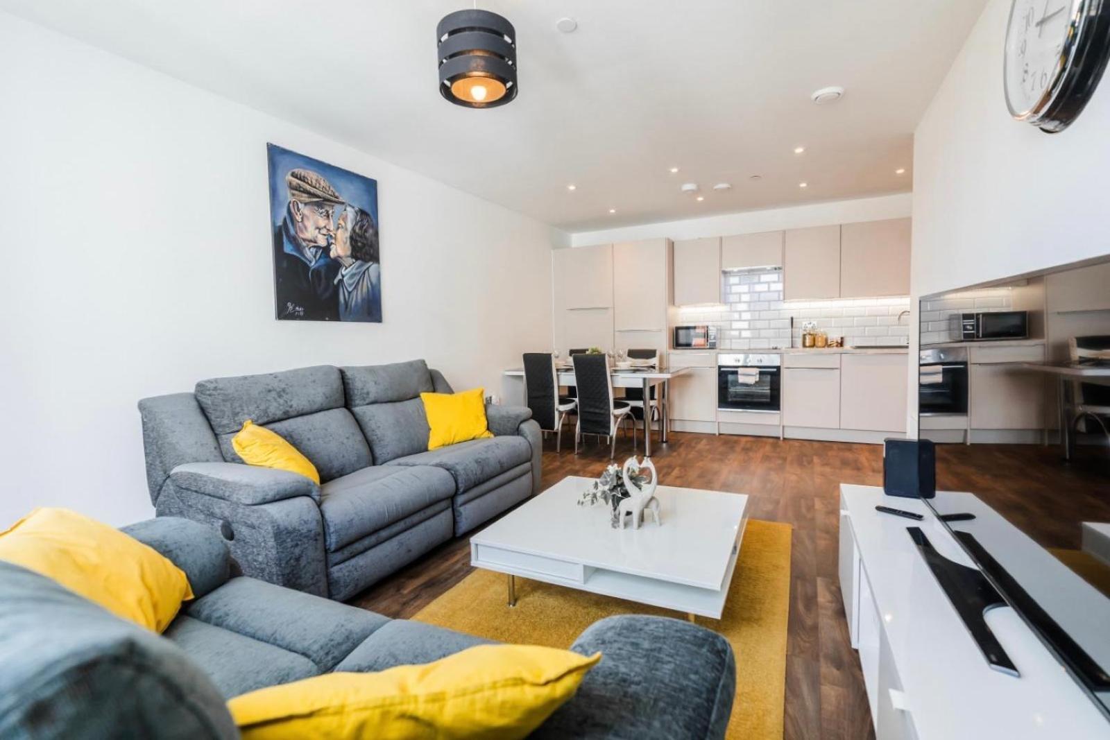 Contemporary 2 Bedroom - Centre - Digbeth Bullring