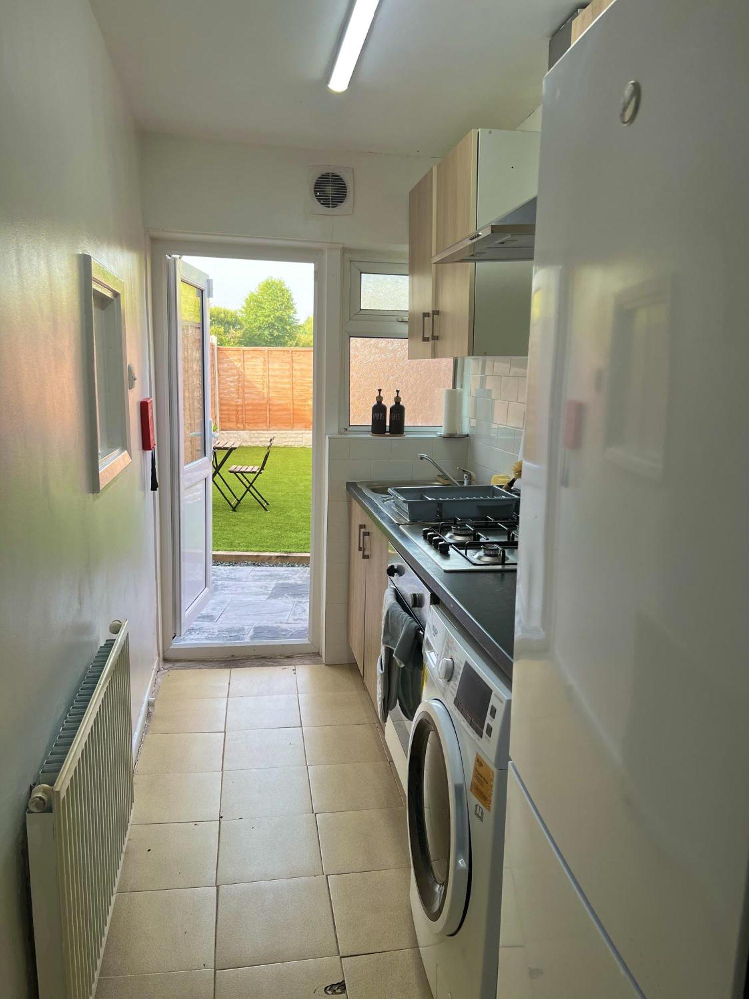 4 Brh For Large Group Holiday home *