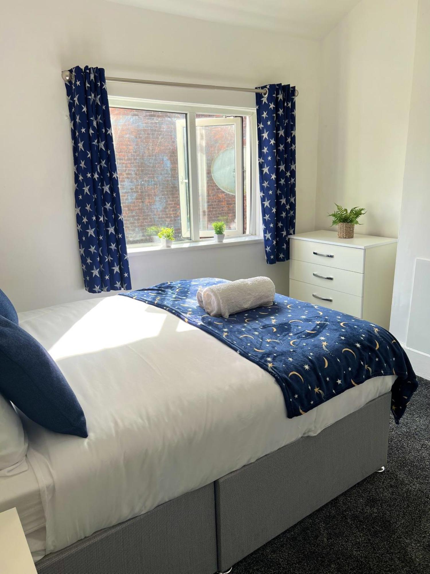4 Brh For Large Group Holiday home *