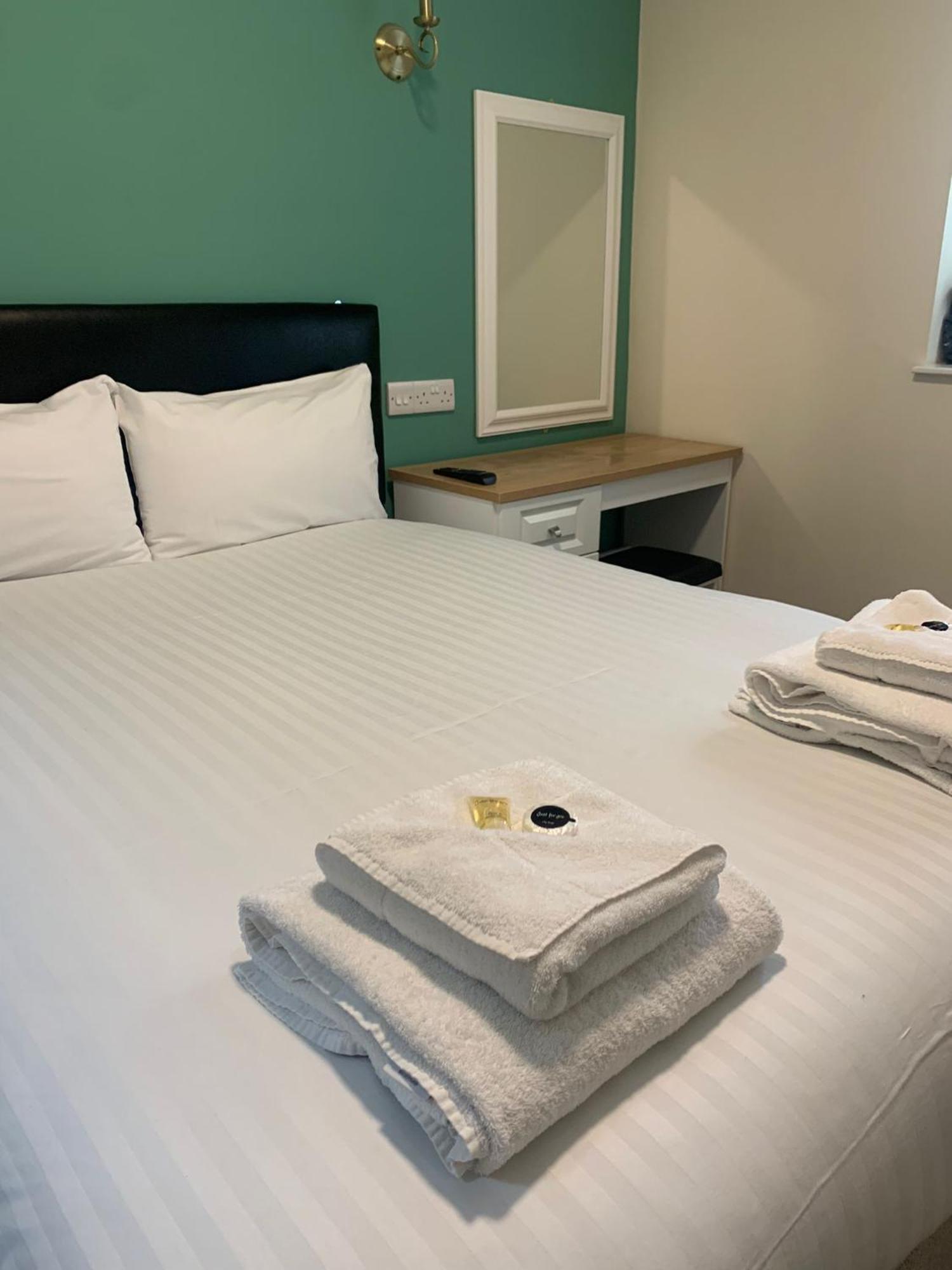 Talbot Hotel 3*