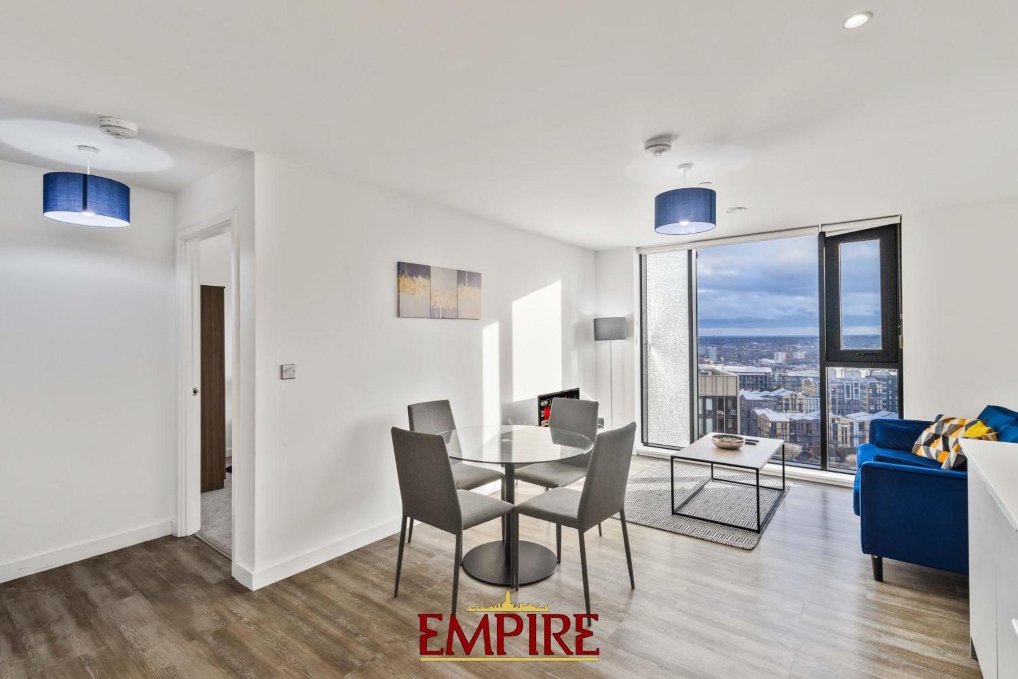 Lovely One Bedroom On Broad Street! Apartment *