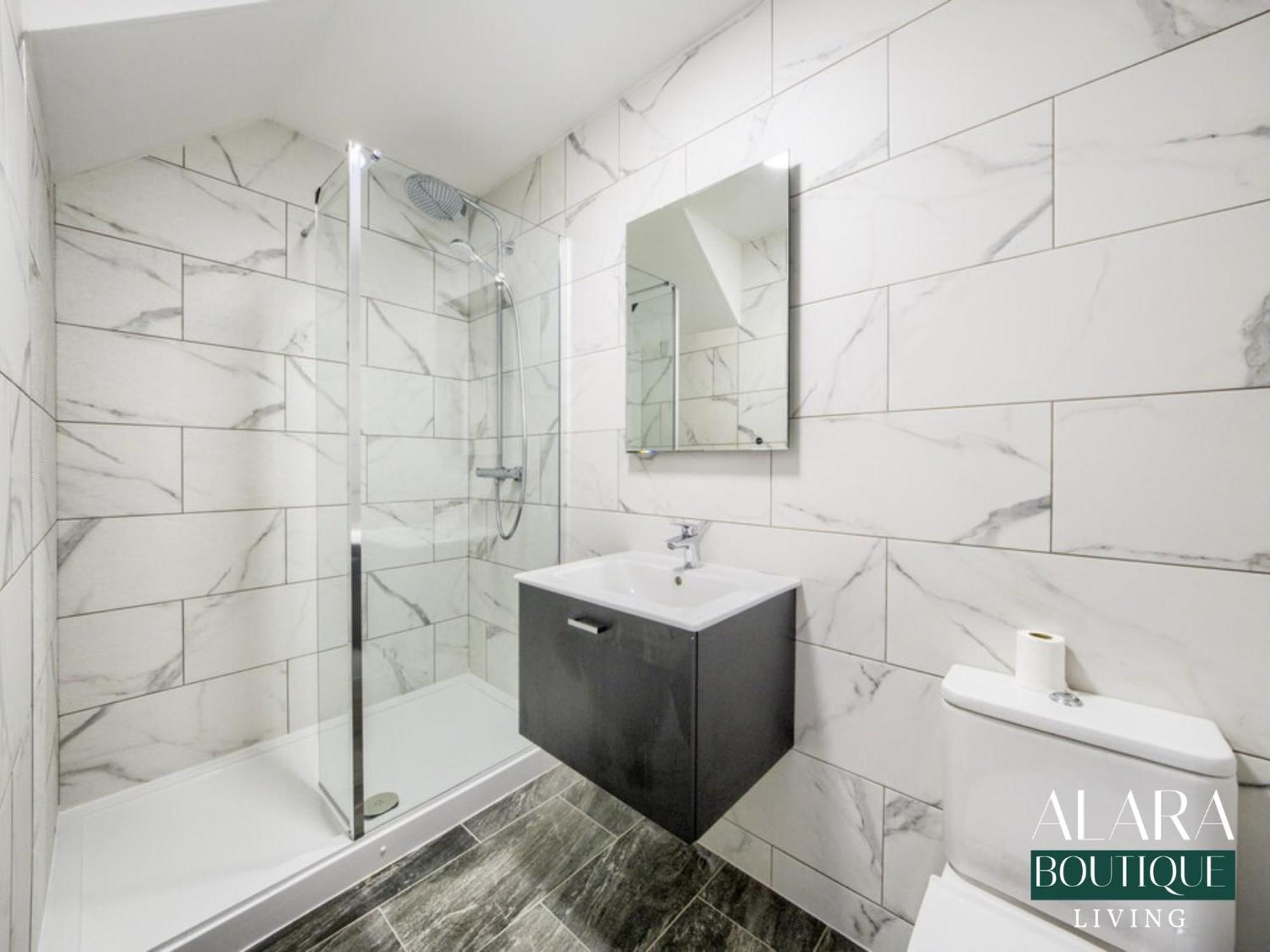 3 Floor Townhouse Luxury Living Alara Boutique Apartment *