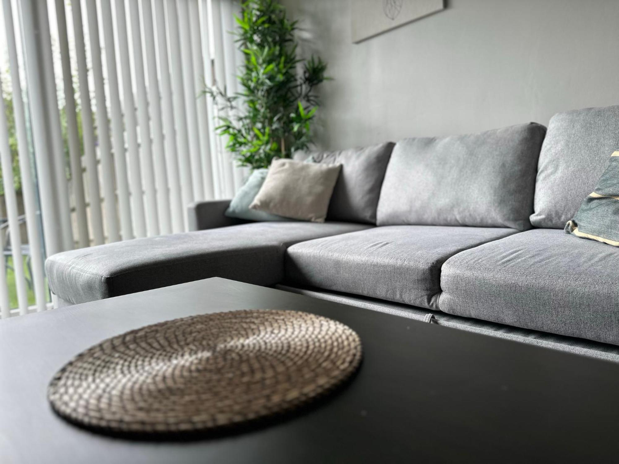 Holiday home New Stylish House - Sleeps 7 - Free Parking - Contractors Welcome - Wifi *