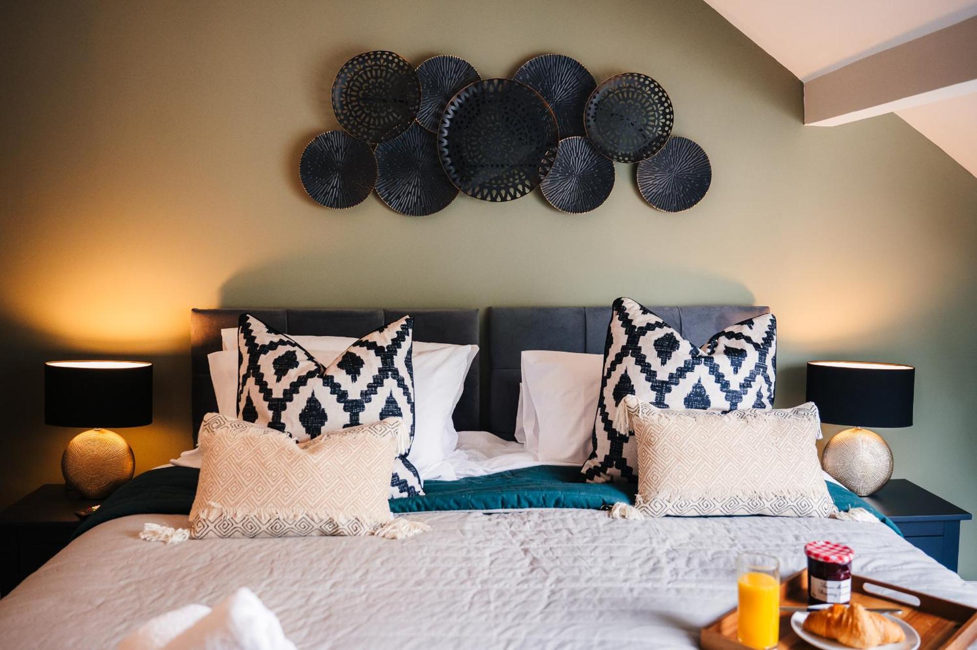 Boutique, Modern For Families, Contractors, Fast Wifi, Free Netflix * Birmingham