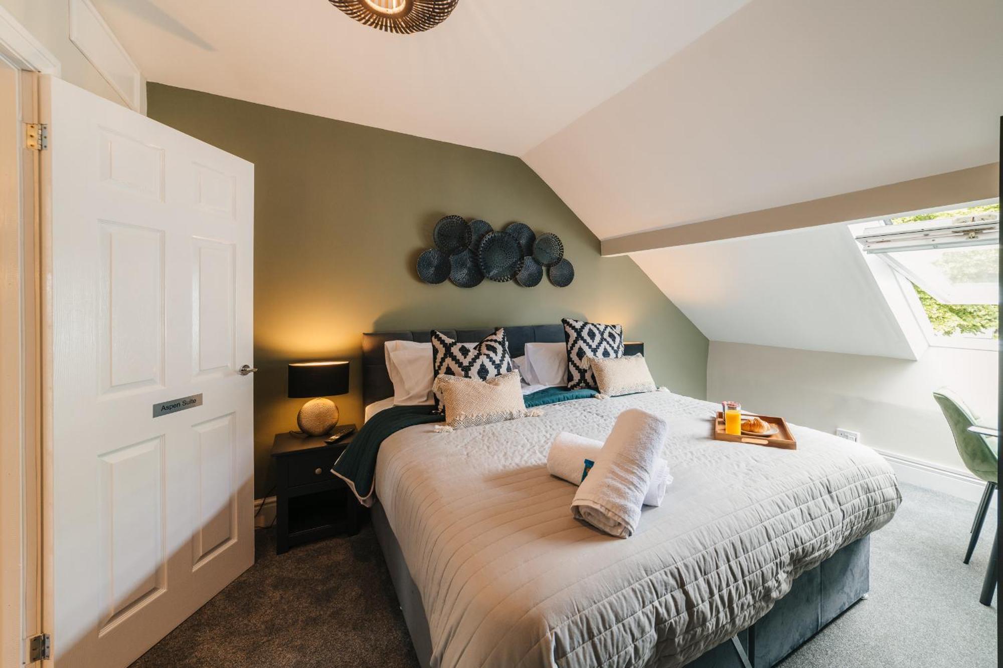 Boutique, Modern For Families, Contractors, Fast Wifi, Free Netflix