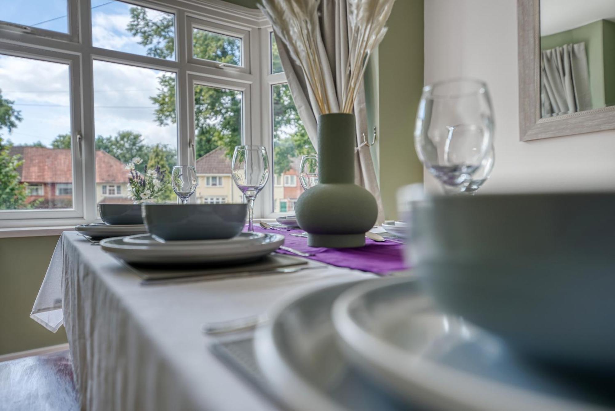 Holiday home Team 4 Bedroom Free Parking Wifi Moseley Near Centre Nec Bhx Birmingham