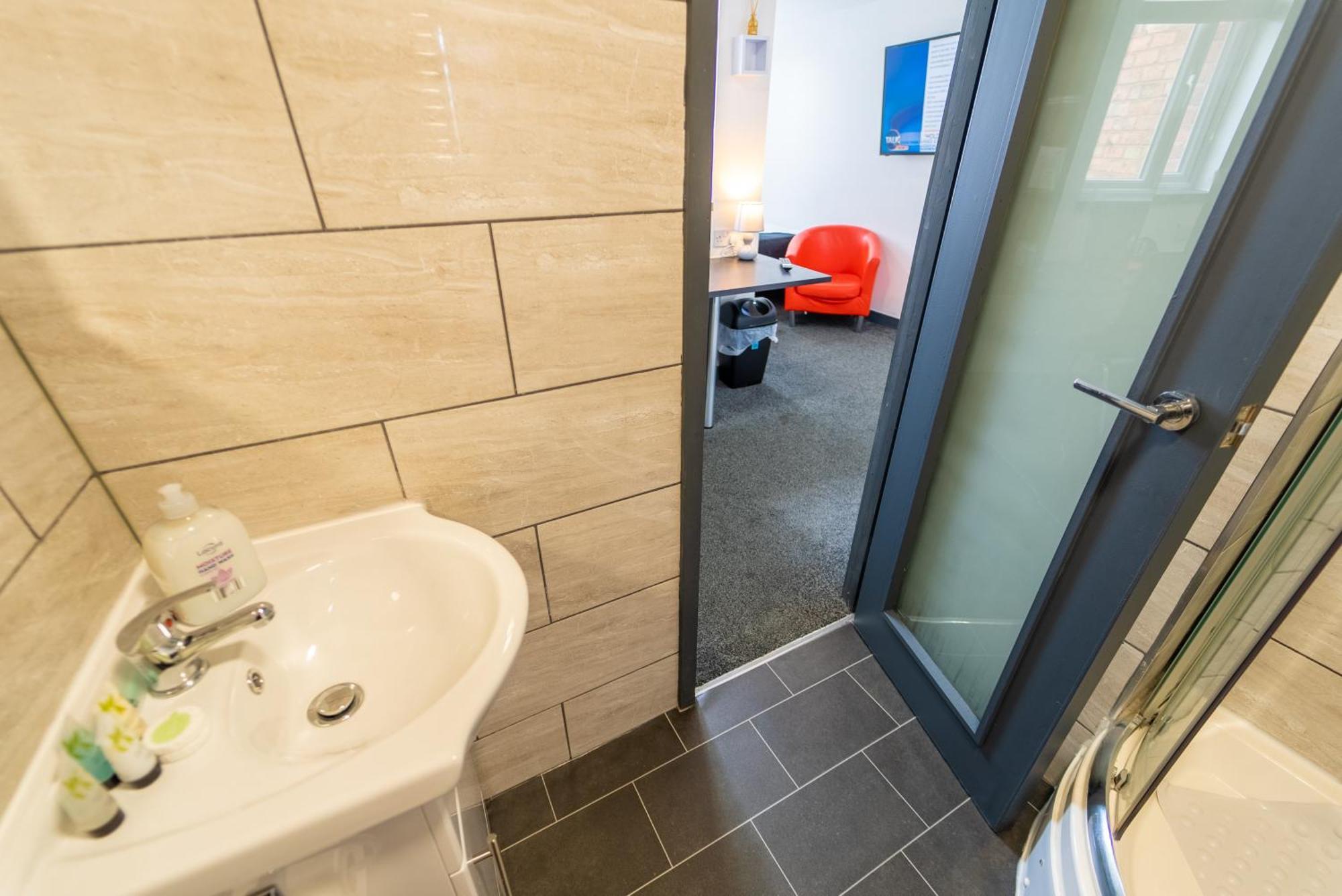 Beautiful 1-bed In Apartment Birmingham