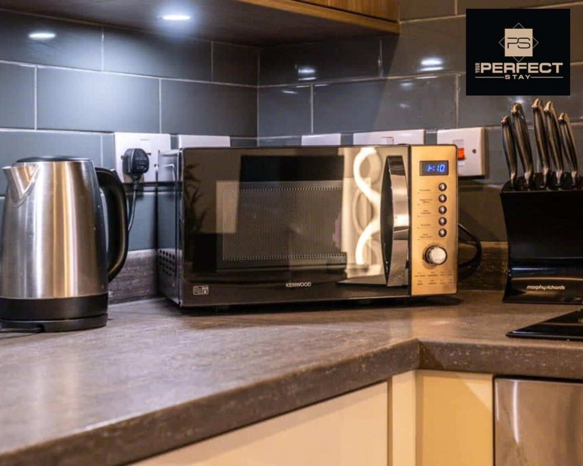 Apartment Platinum By Your Prefect Short Lets With Free Parking & Netflix - 5 *
