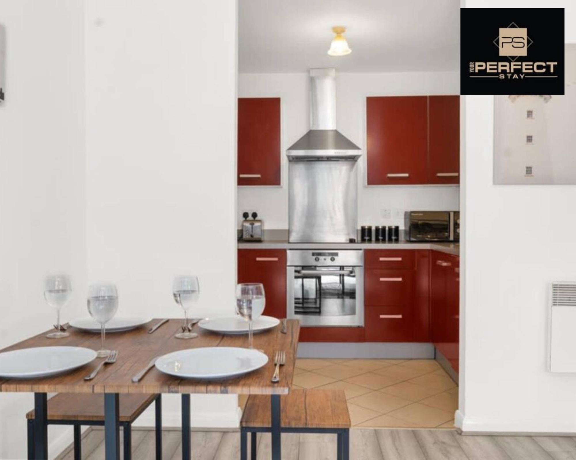 Atlantis 1bdr Centre By Your Perfect Short Lets With Netflix & Free Parking Apartment