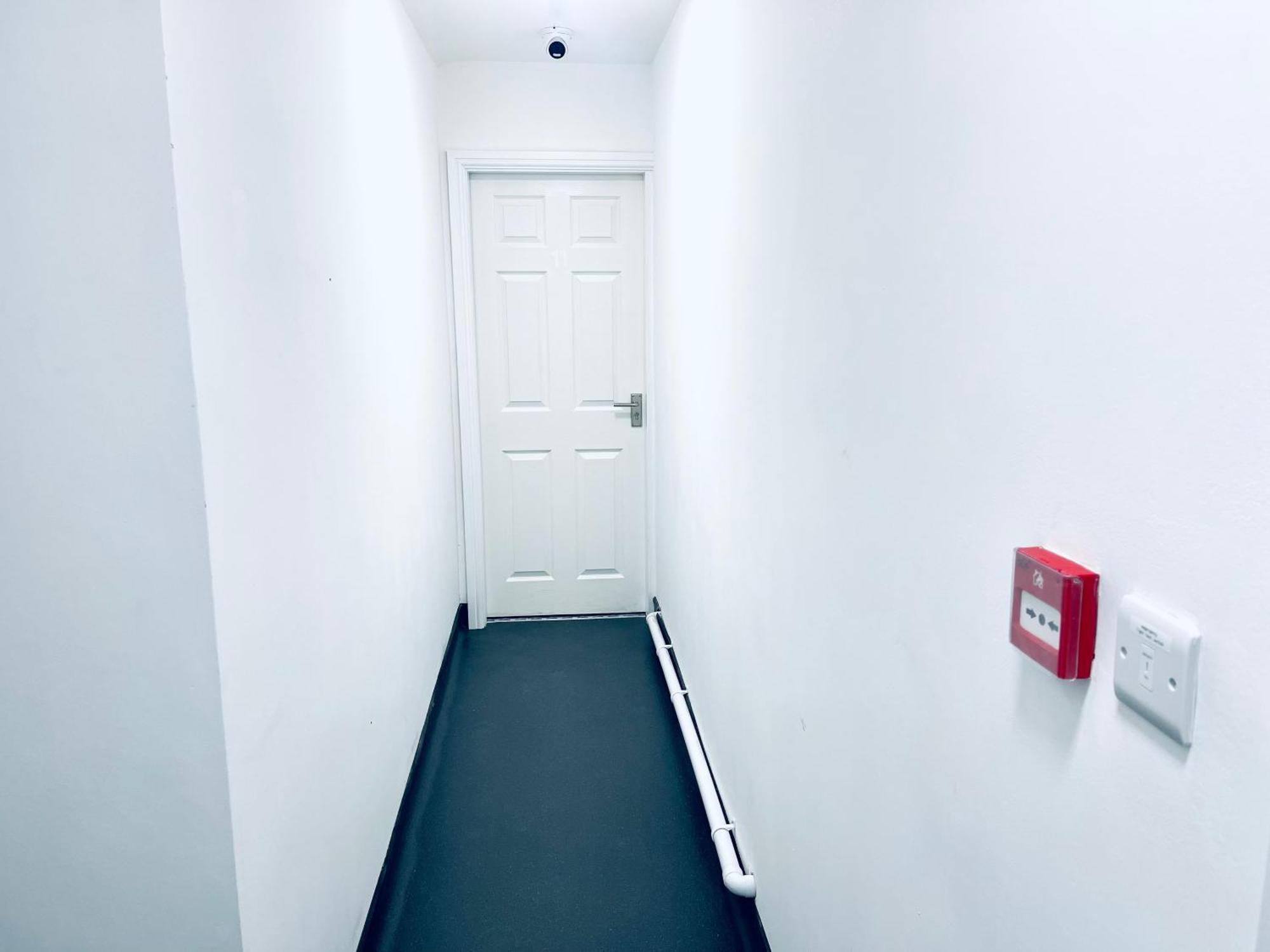 I Bed Apartment *