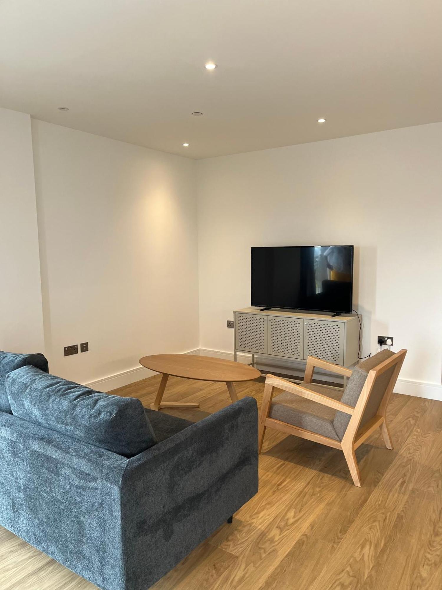 Luxury 2 Bedroom - Brand New Luxury Development. * Birmingham