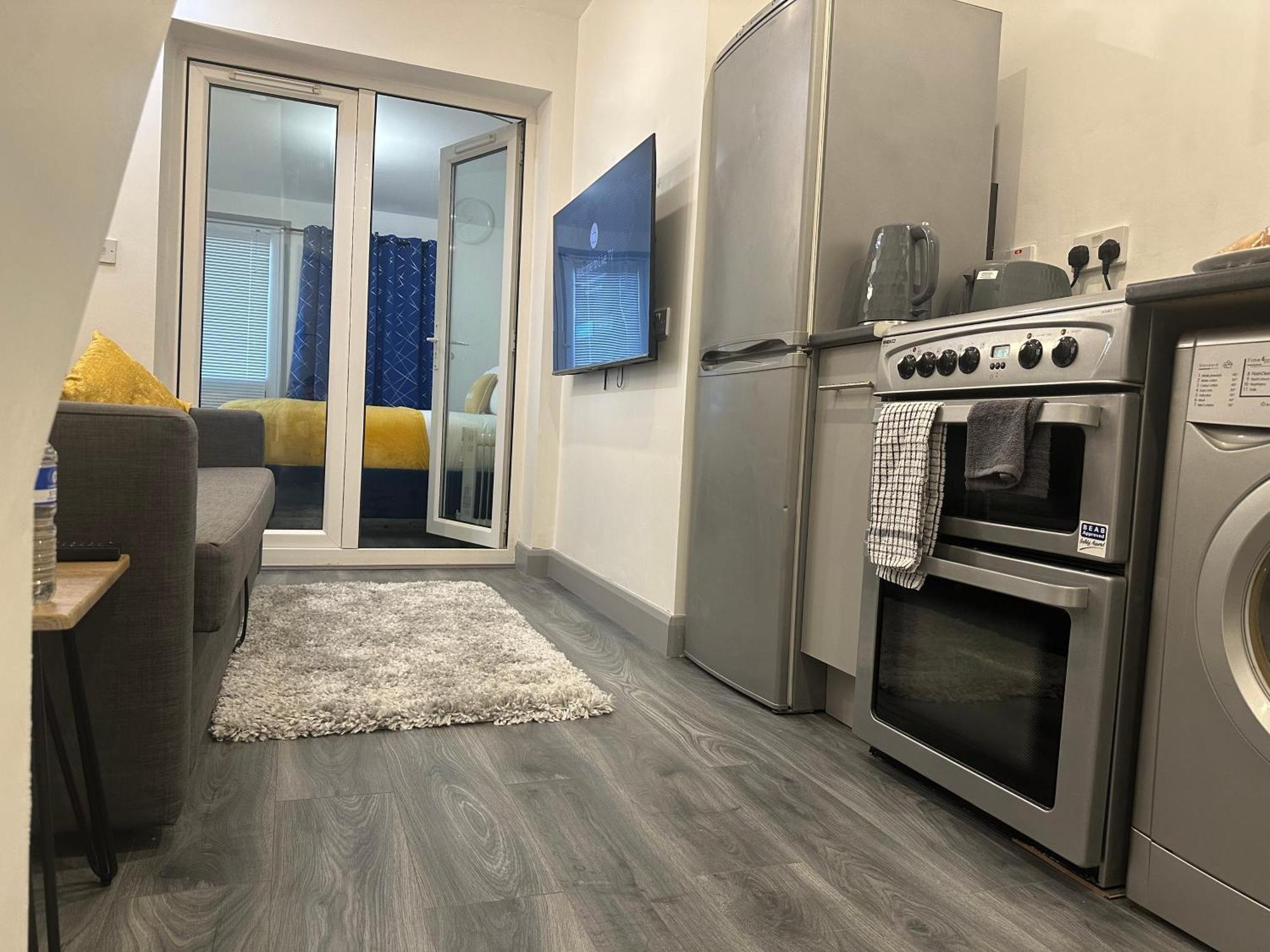 Cosy In By Villazu Birmingham
