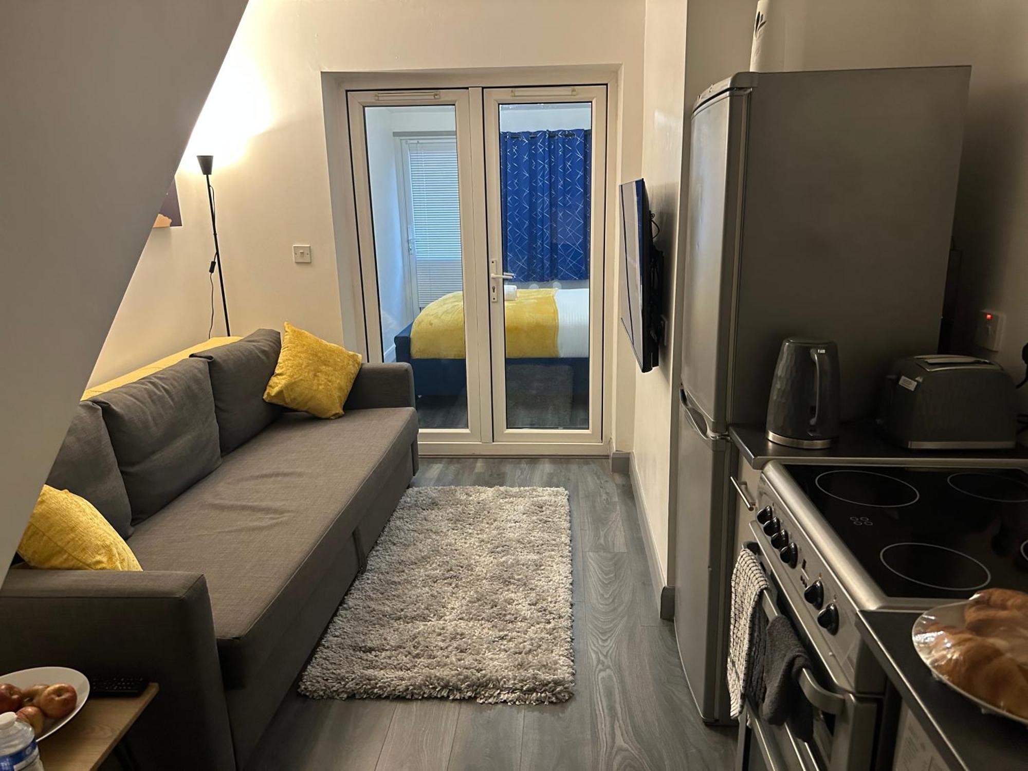 Cosy In By Villazu Birmingham