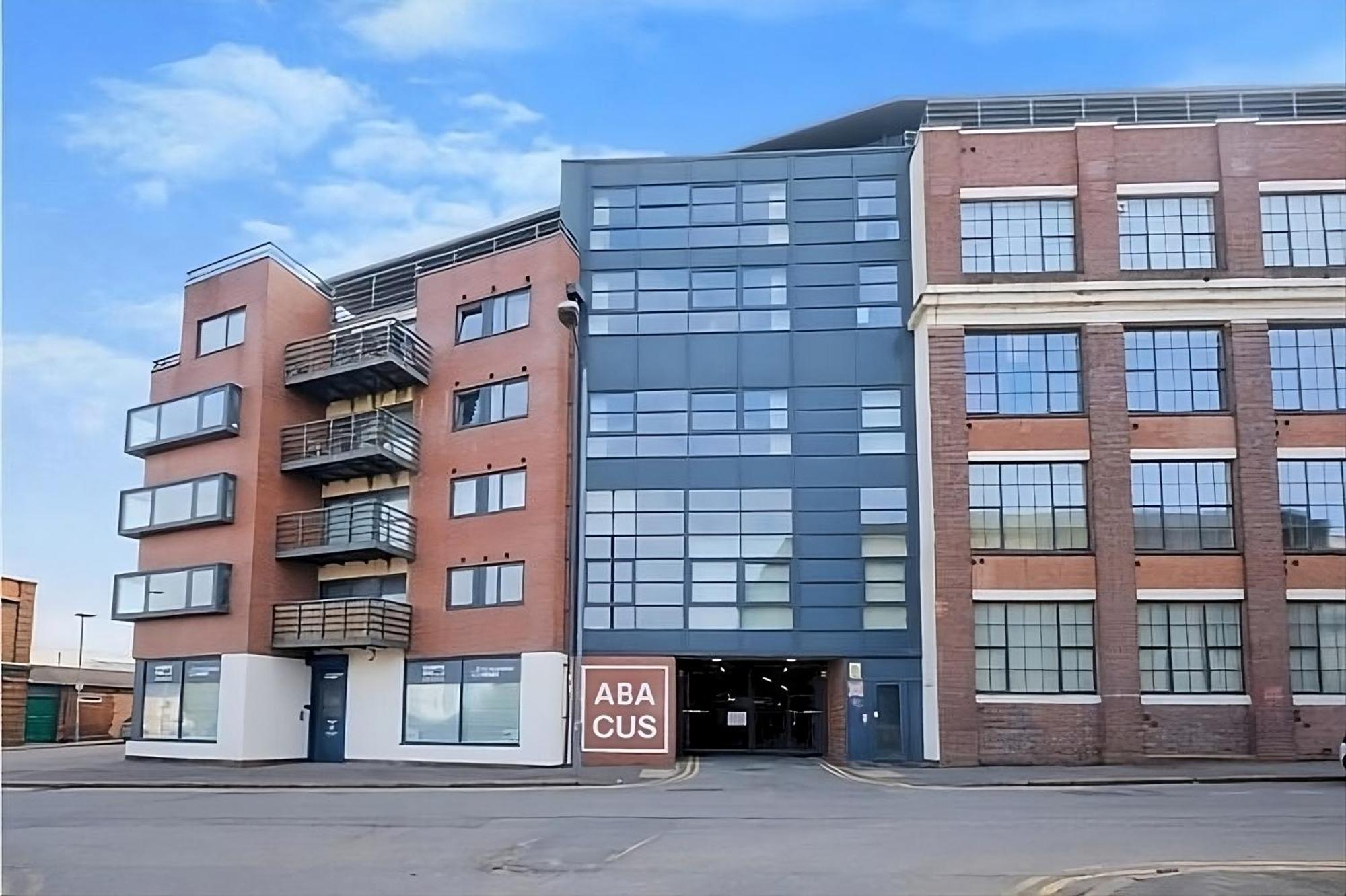 Apartment - Free Underground Parking