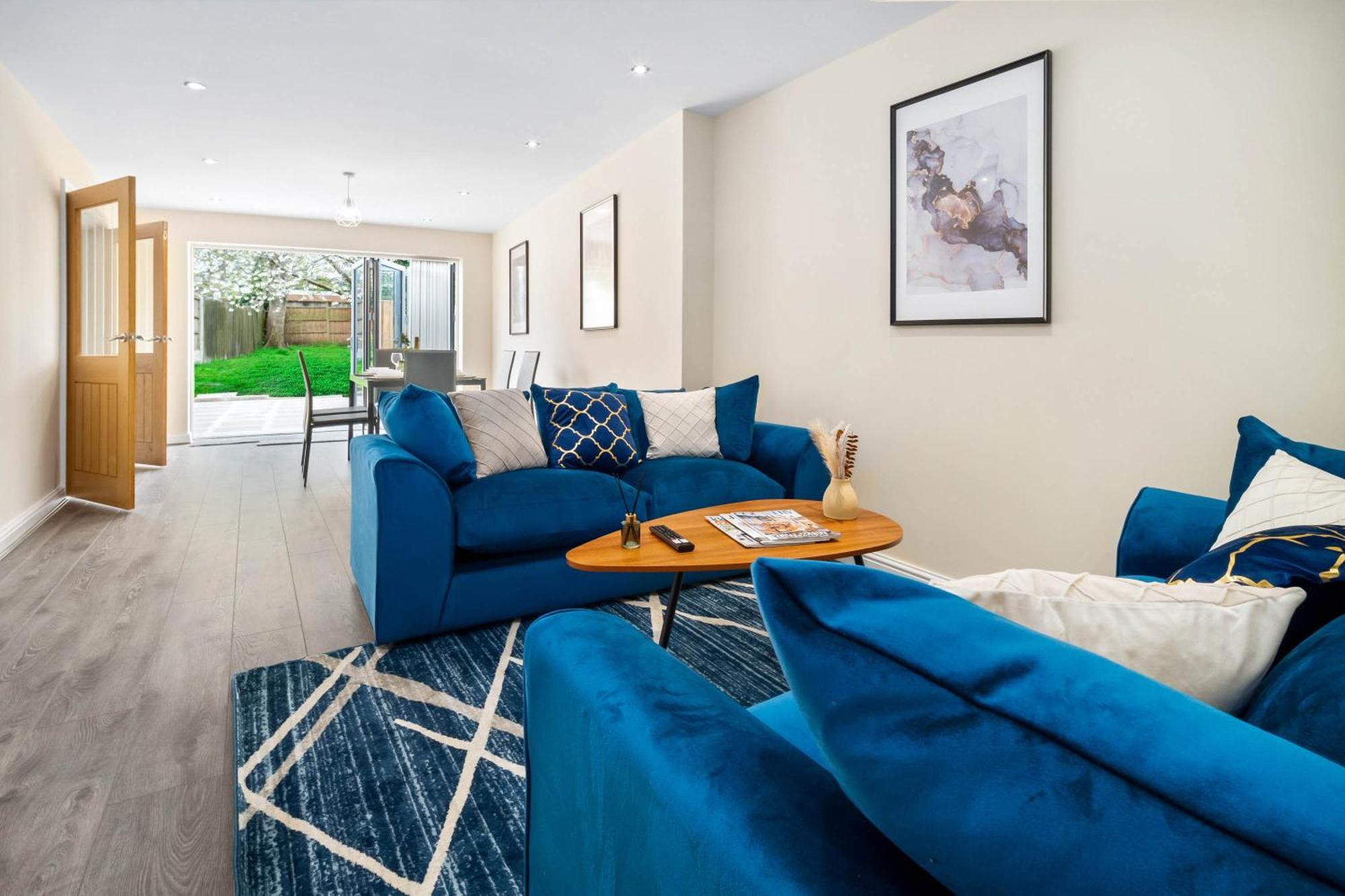 Holiday home Luxury 4 Bedroom House - Harborne - Rated - Parking - Garden - 6co Birmingham