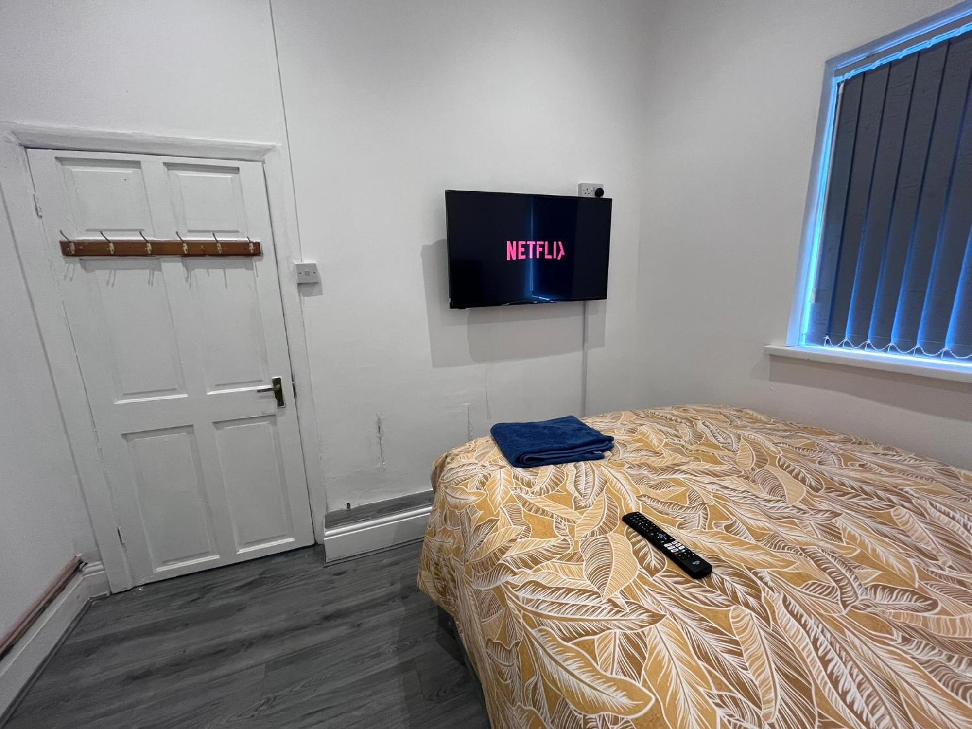 Apartment Snugly Flat Near Talbot Pub *