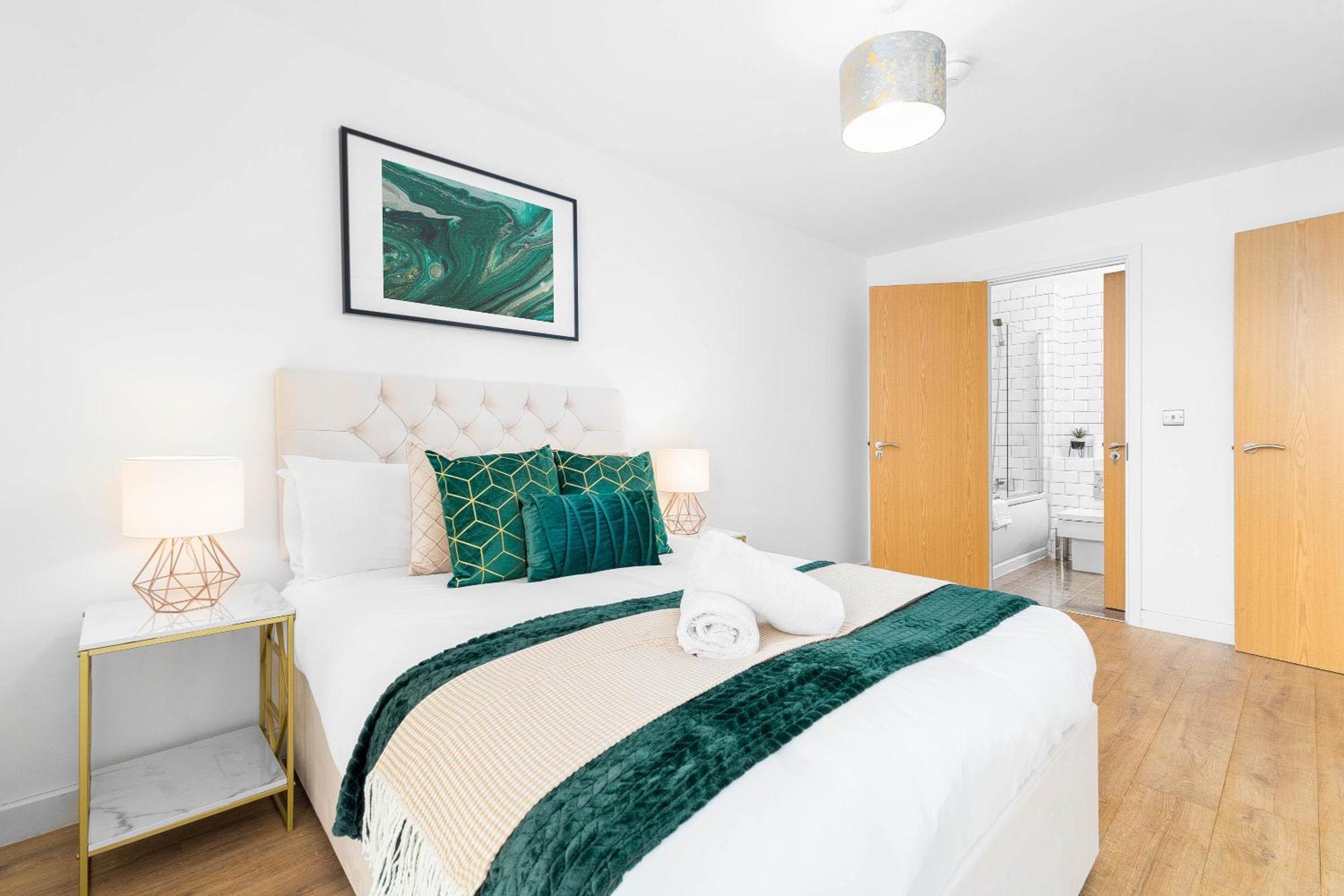 Apartment Centre - Luxury 2 Bedroom - Wifi - Netflix - 205h Birmingham