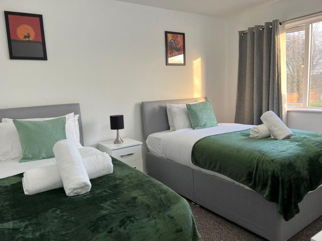 Apartment Peculiar 2-bedrooms *