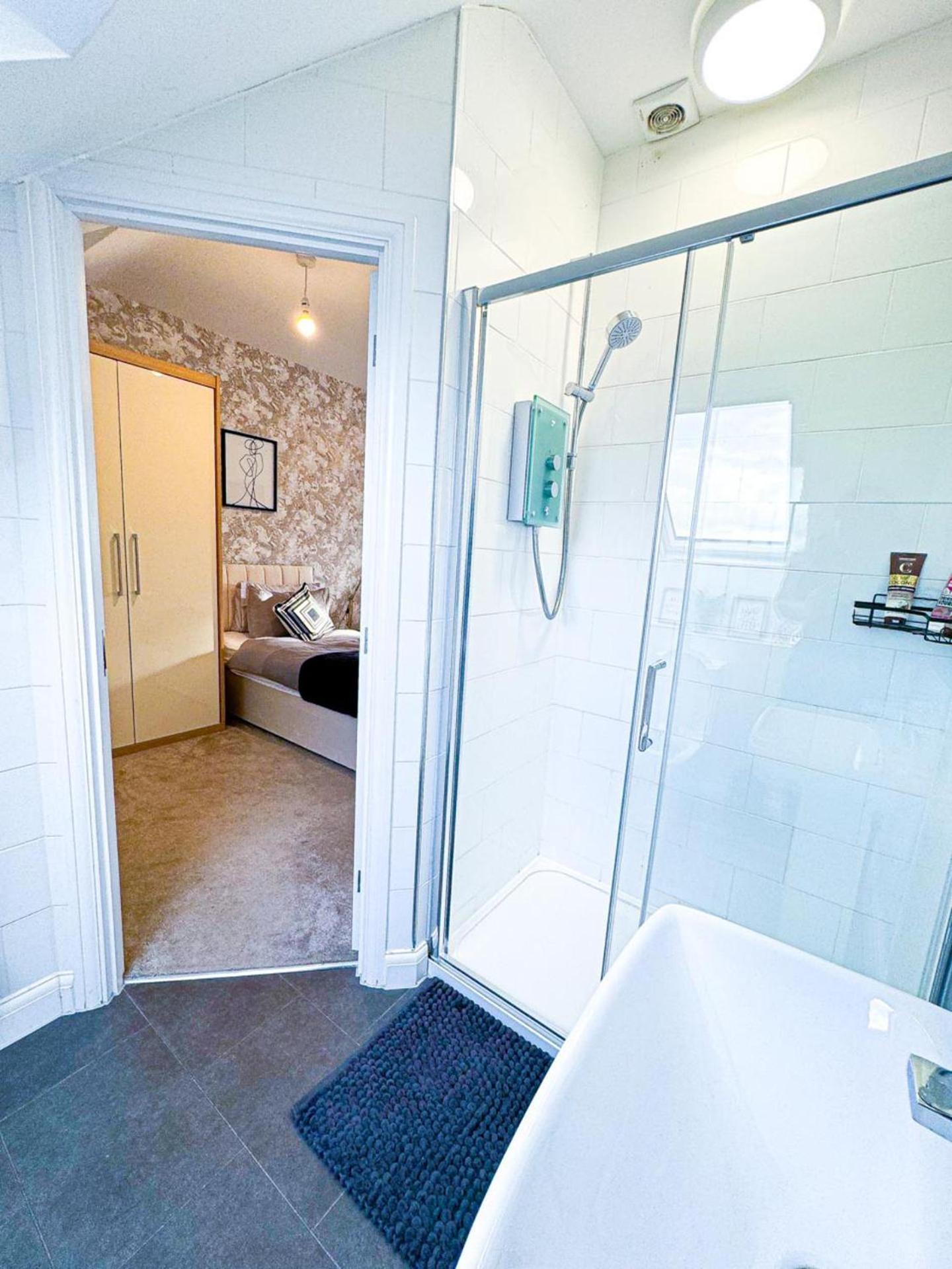 Holiday home 3bed House For Contractors Large Group Sleep Upto9 Birmingham