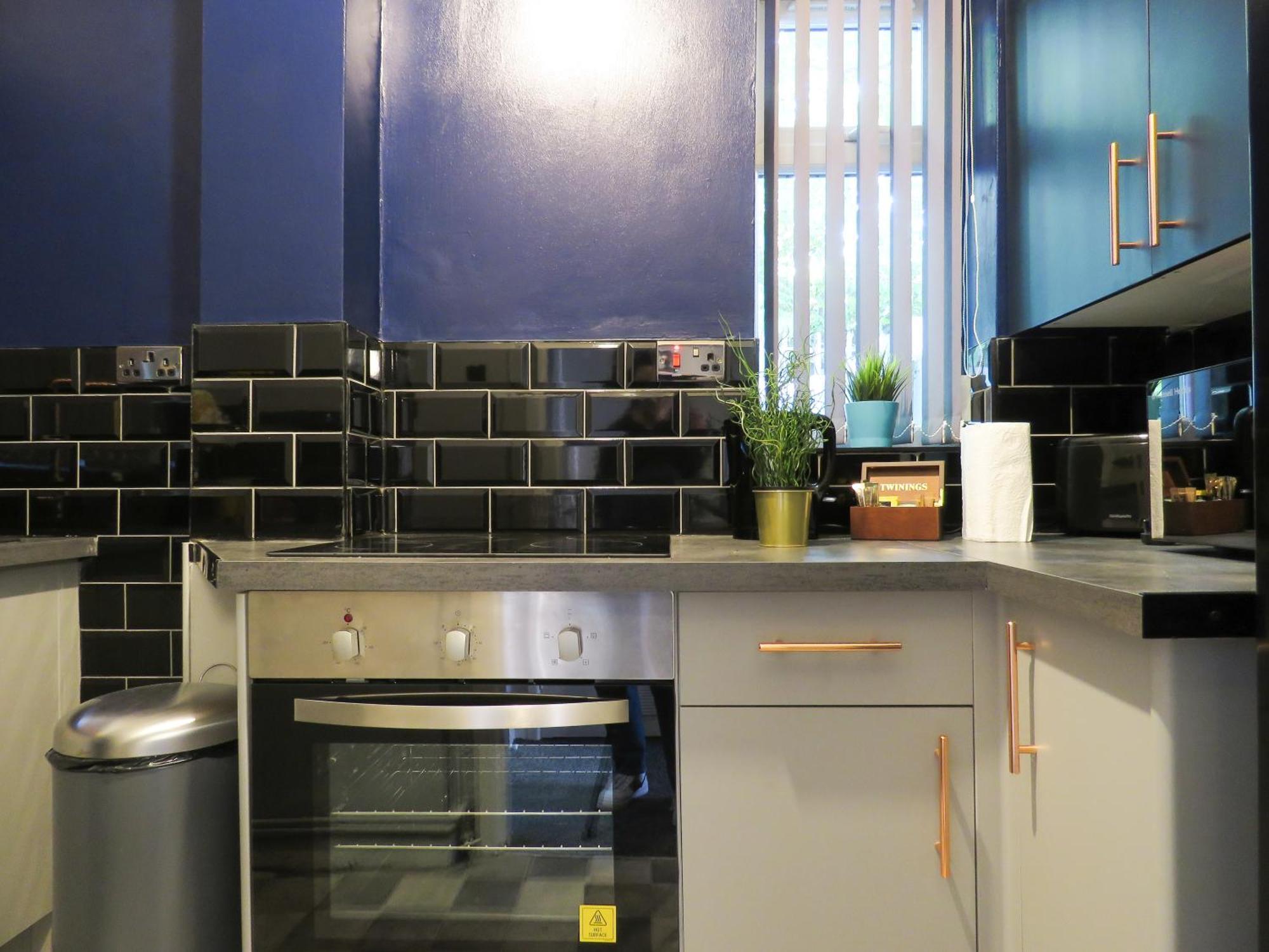 Tudors Esuites One Bedroom Cosy